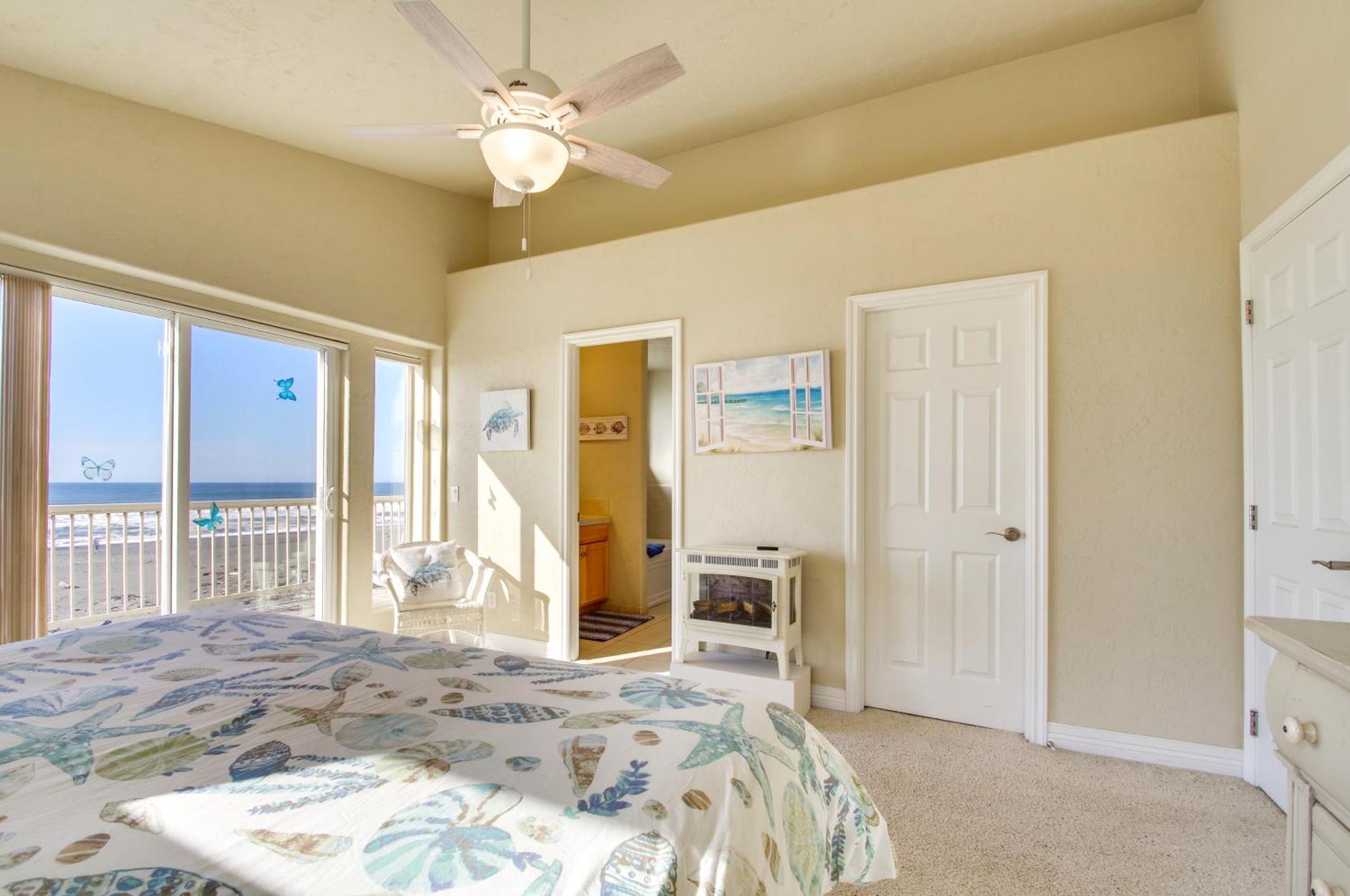Quiet Waterfront Escape With Hot Tub And Beach Access! Gold Beach Exterior foto